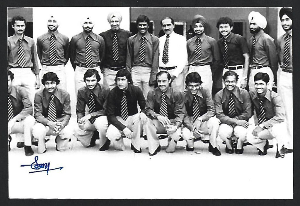 India 1980 Olympics Medal Team photo signed player SOMAYA MUTTANA MANEY PANDEY