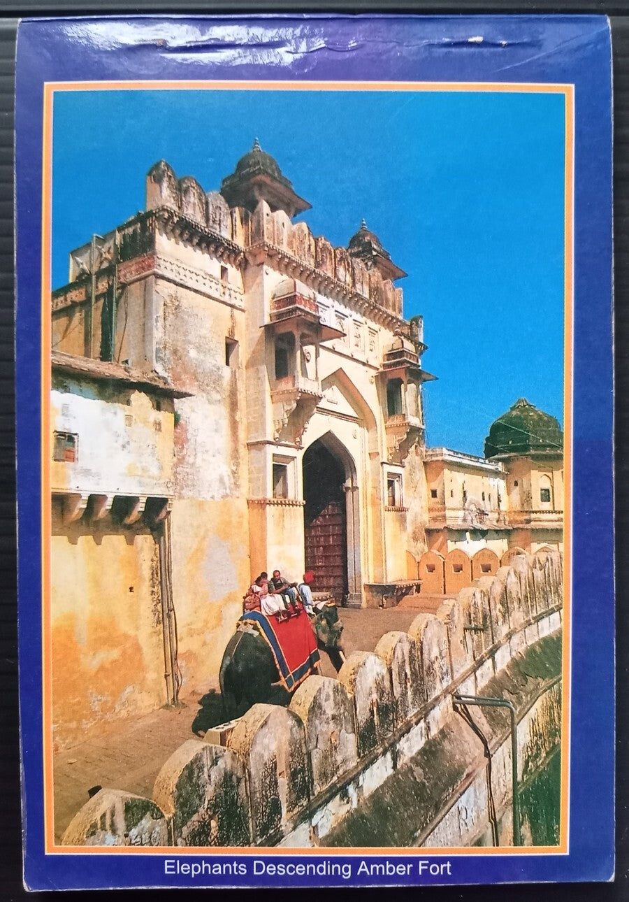(AOP) India booklet of 12 vintage postcards AMBER FORT