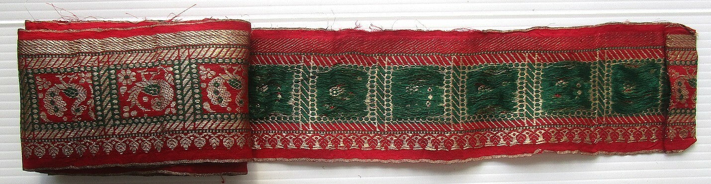 India embroidered border / trim with zari (metallic) threads 9cm x 718cm
