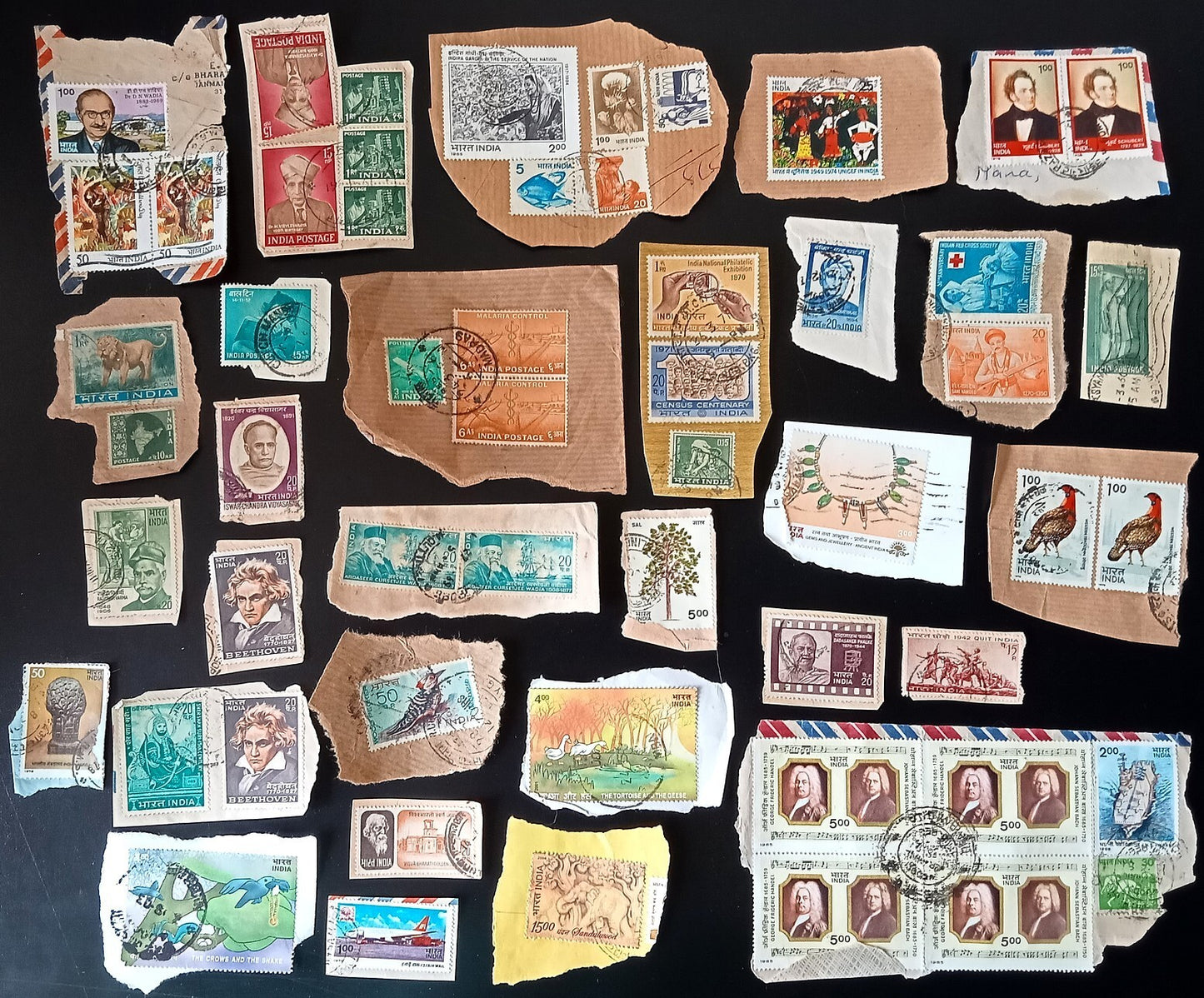 India unpicked on paper commemorative mix (200)