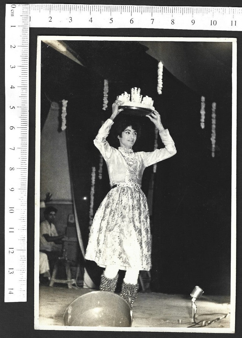 India Theater vintage drag photo 10x14cm
