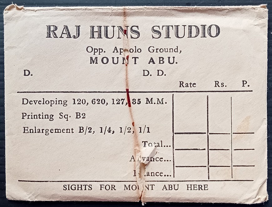 (AOP) India MOUNT ABU vintage miniature booklet of views