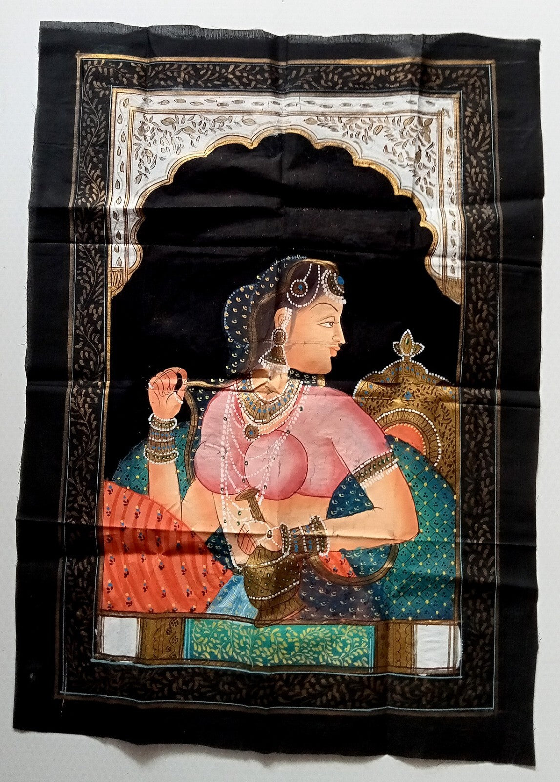 India vintage hand painting on cloth MAHARANI - QUEEN 14 x 20 inches