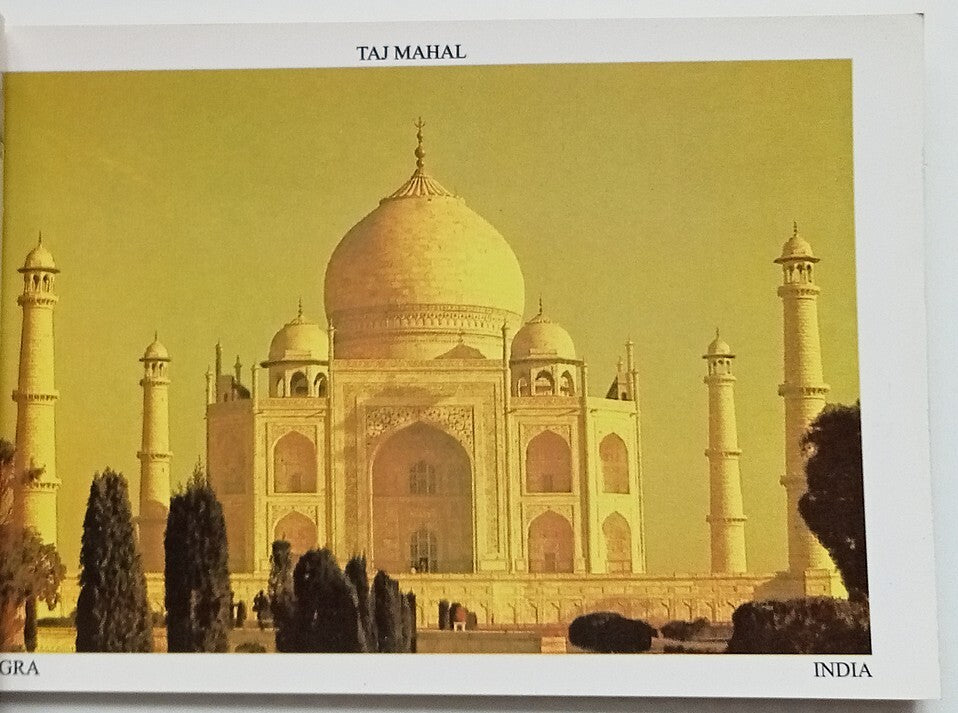 India - Taj Mahal vintage booklet of 10 postcards