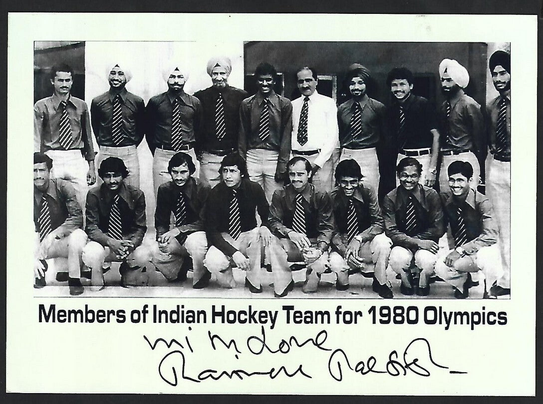 India 1980 Olympics Medal Team photo signed player RAVINDER PAL SINGH