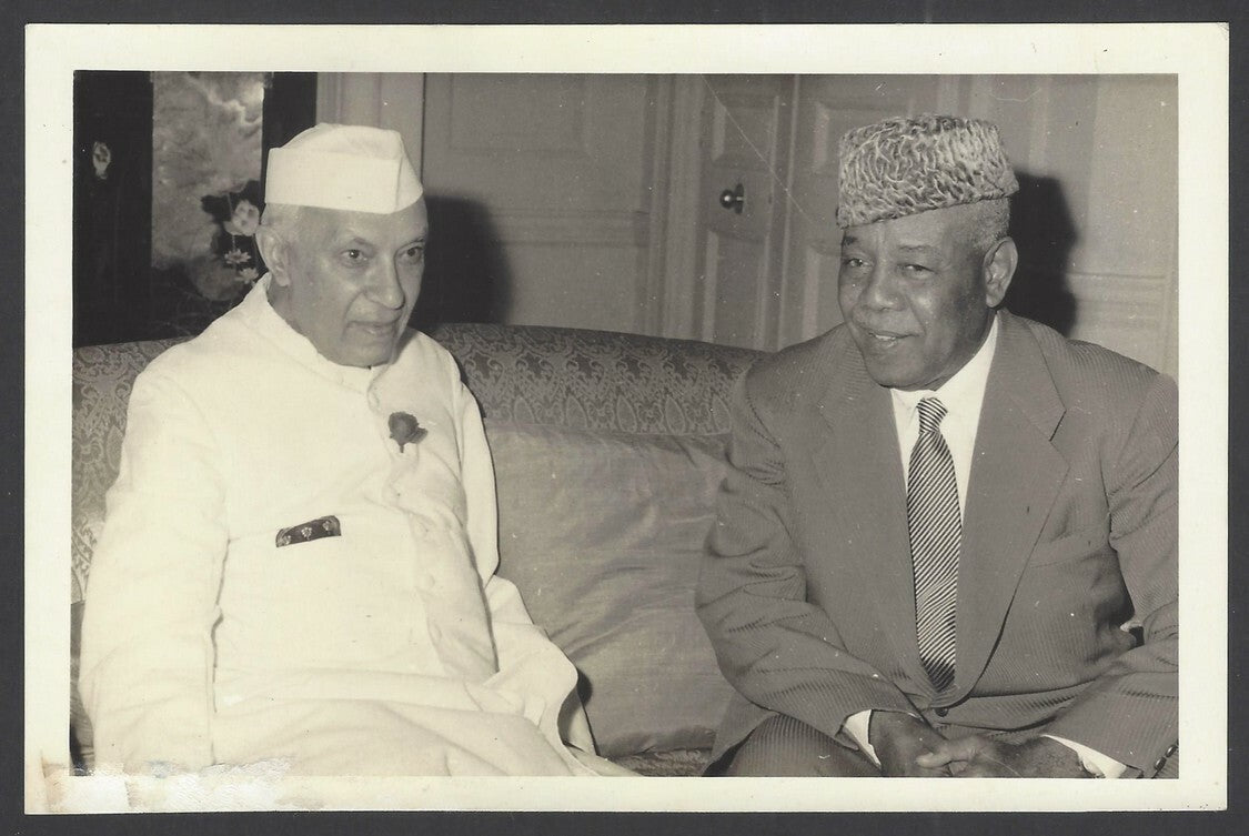 Jawaharlal Nehru Prime Minister of India vintage photo 15x19 cm 
