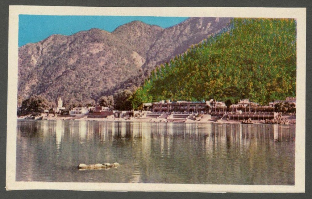 India vintage Hindu postcard Gita Bhawan Rishikesh & Ragvendra Temple Hardwar