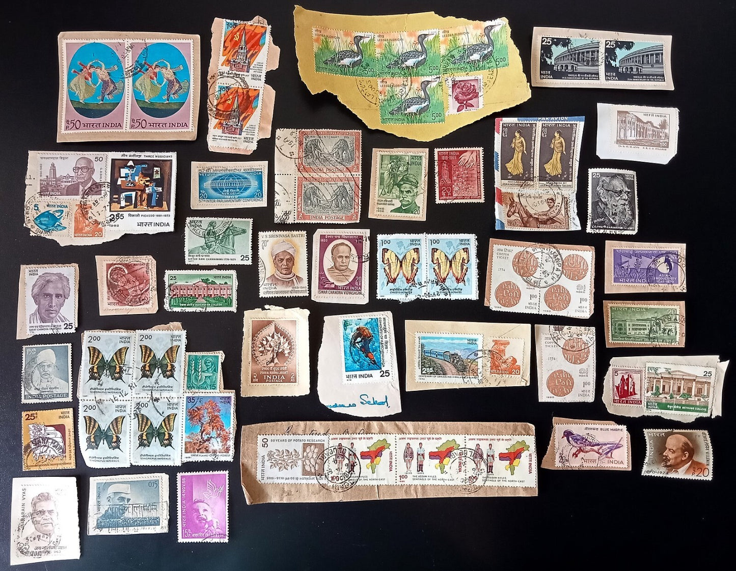 India unpicked on paper commemorative mix (200)