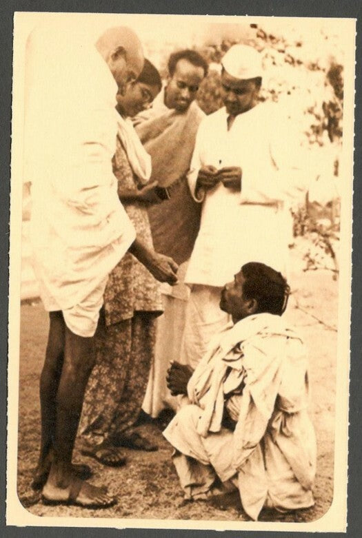 AOP  India full back pictorial 50p Gandhi postal card GANDHI 