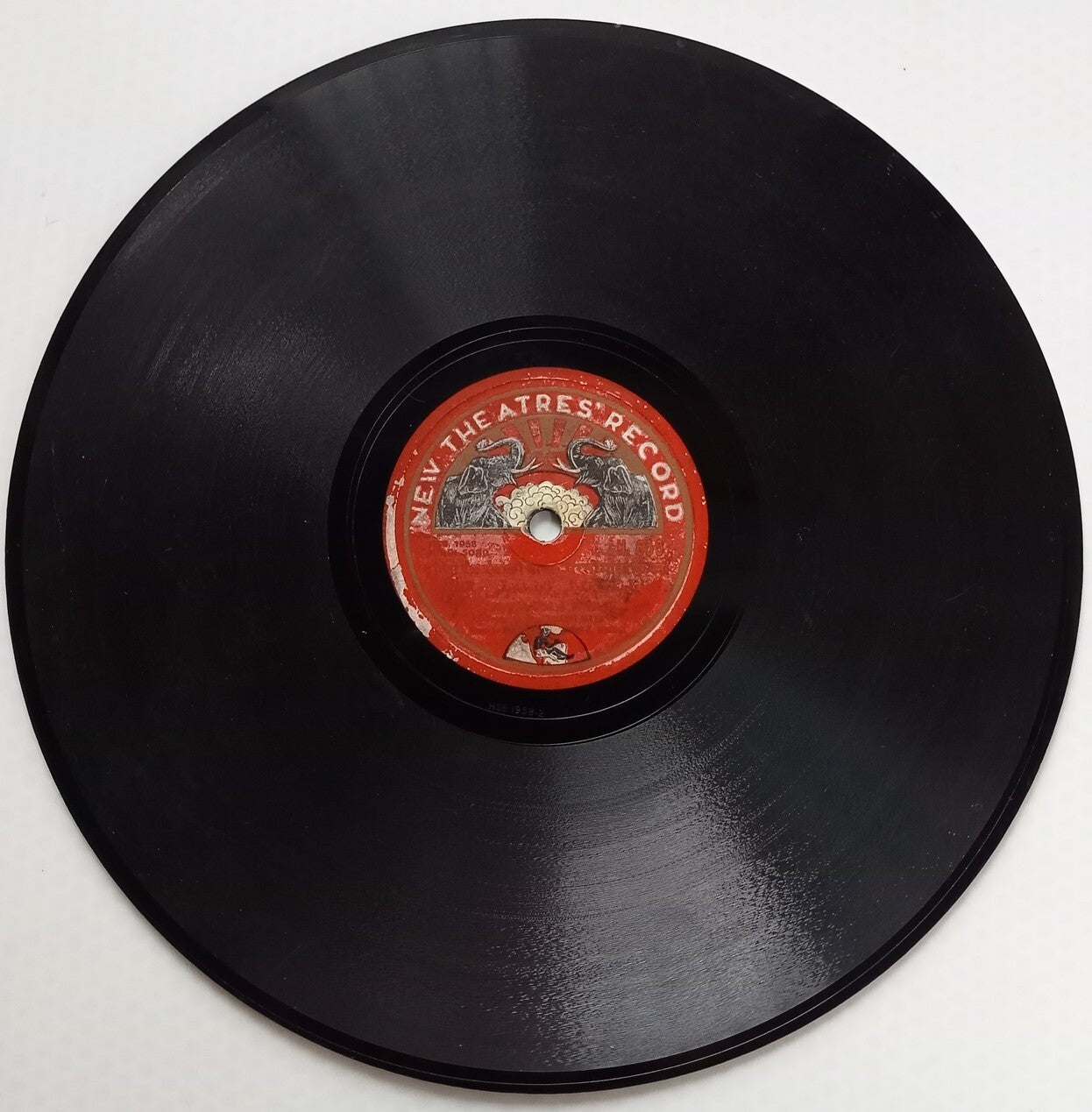 India New Theatres' Record 78rpm Hindi Songs : Uma & Saigal