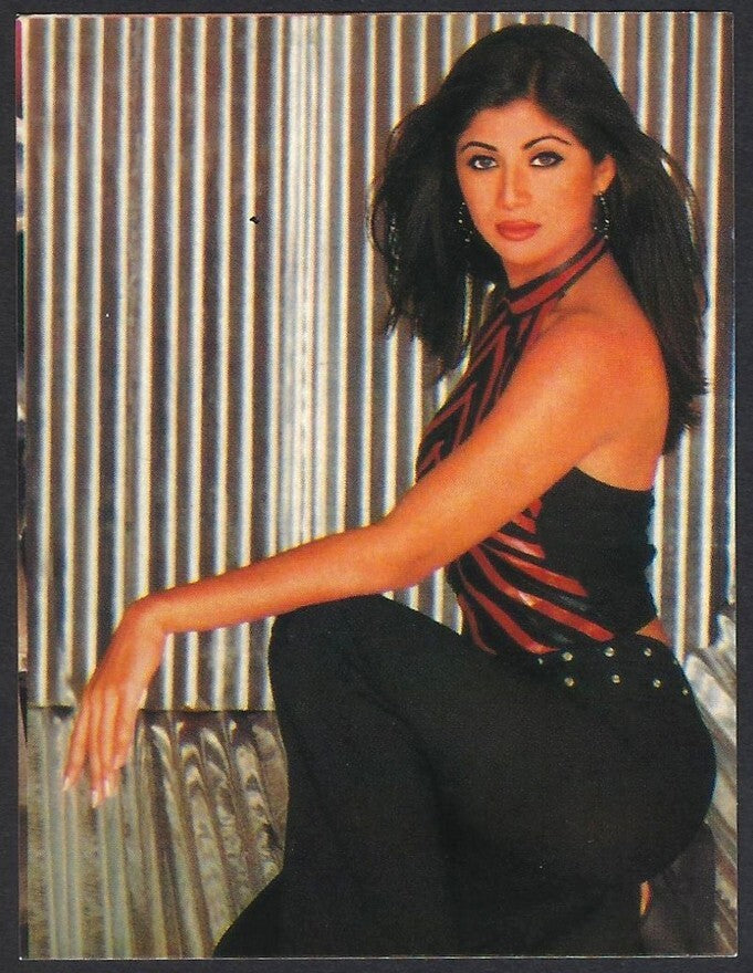 AOP2 India Bollywood 2003 pocket calendar SHIPA SHETTY
