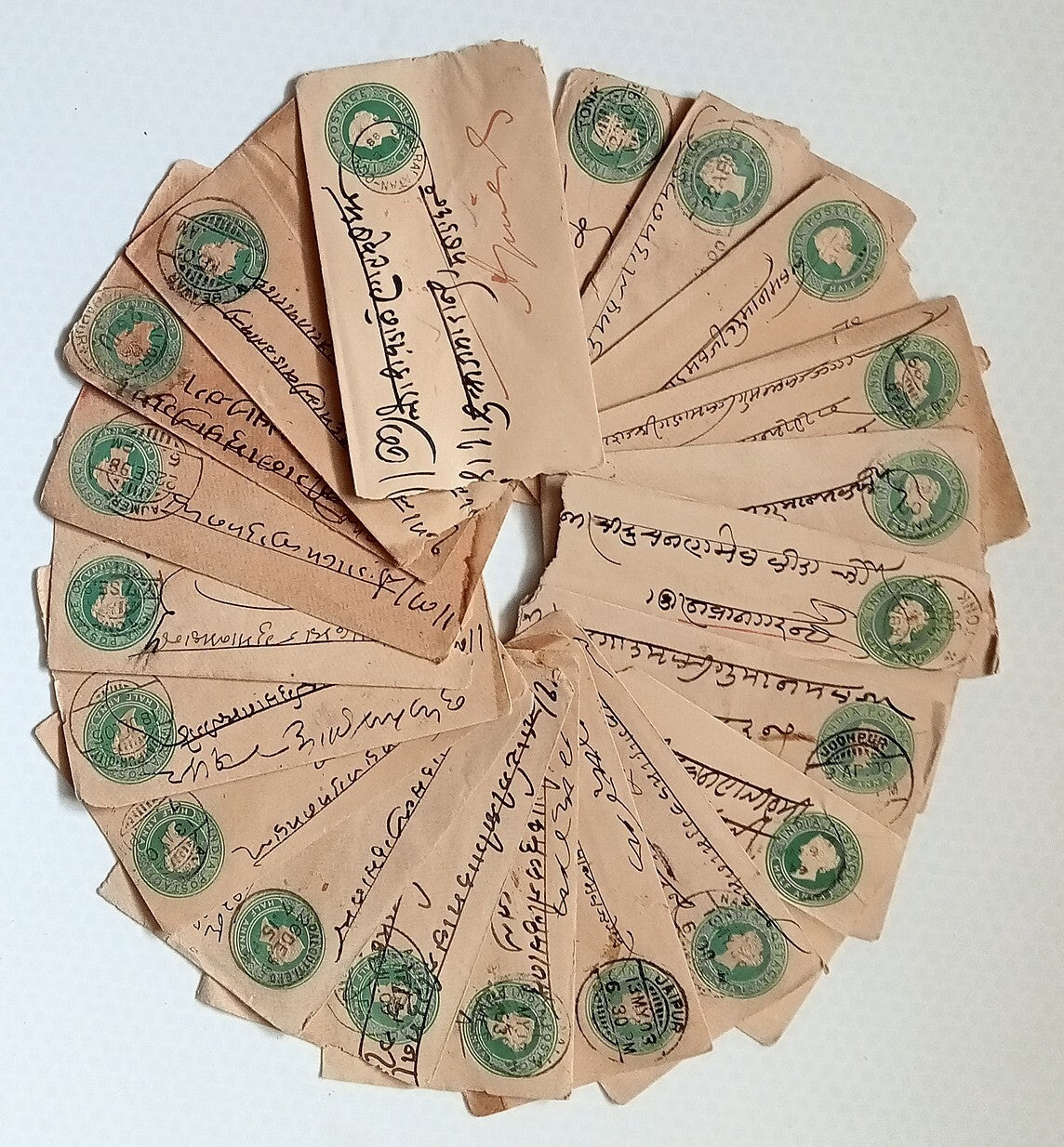 AOP India QV 1/2a green envelopes x 100 selected for condition WHOLESALE