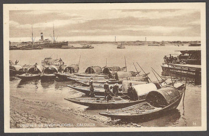 India vintage postcard DINGHIES ON RIVER HOOGHLI, CALCUTTA