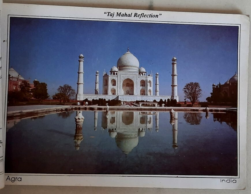 India Agra and Fatehpur Sikri booklet of 12 postcards 