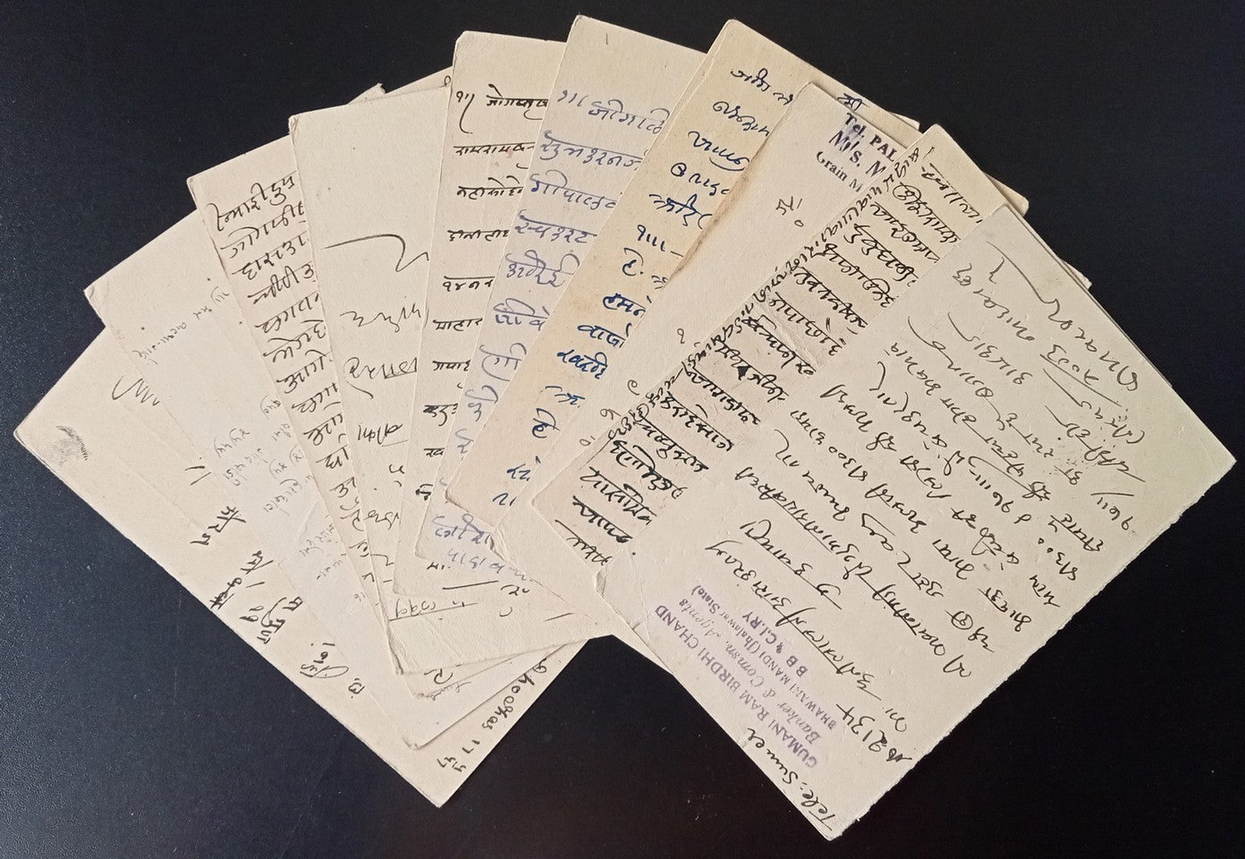 India Gwalior State postal stationery / postal history accumulation (100 items)
