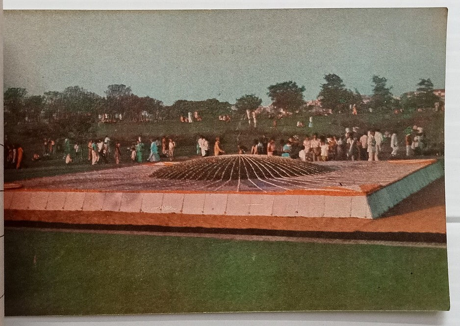 AOP India DELHI vintage booklet of 10 postcards 
