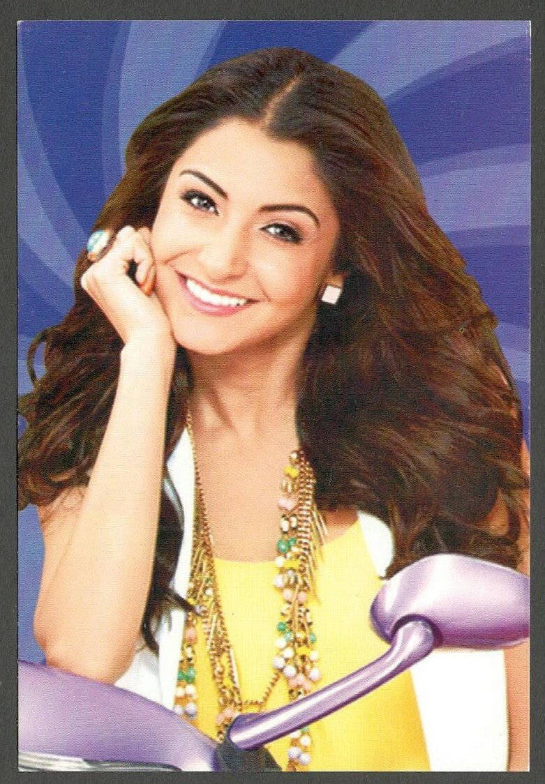 AOP India Bollywood ANUSHKA SHARMA vintage postcard