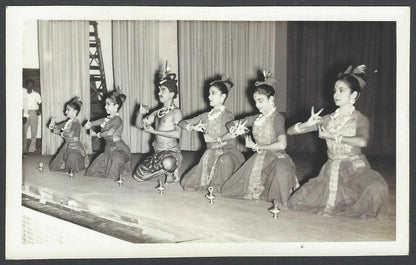 Indian Dance performance in Penang Malaya 9x13cm photos c.1940 (4)