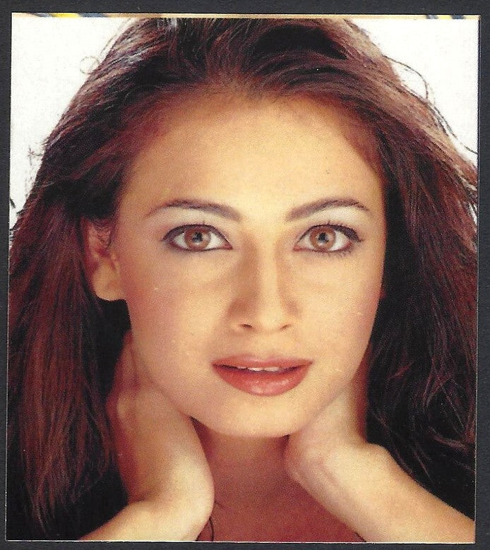 AOP2 India Bollywood 2004 pocket calendar DIA MIRZA