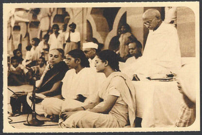AOP India full back pictorial 50p Gandhi postal card GANDHI