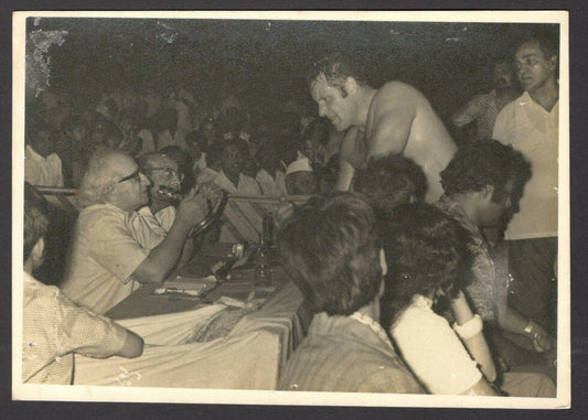 "Bullet" Bob Armstrong in India vintage photo 11x16 cm 