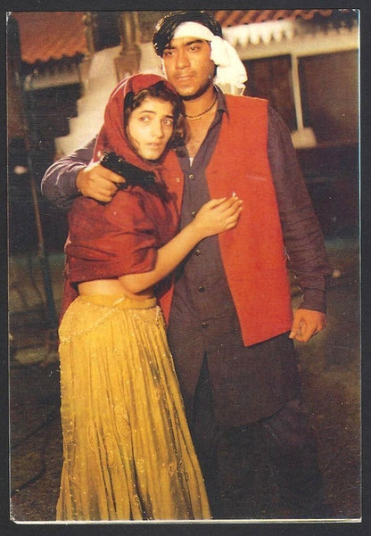 AOP India Bollywood vintage postcard AJAY DEVGAN & TWINKLE KHANNA