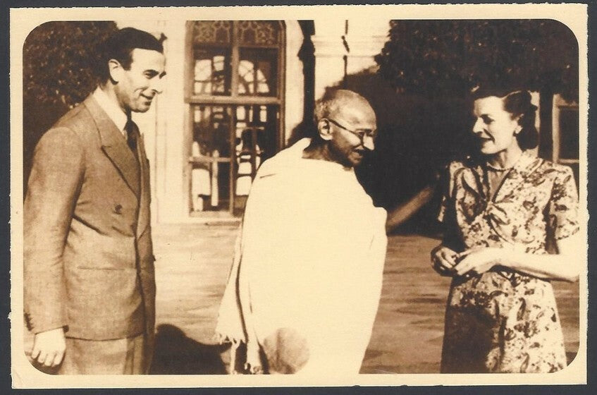 AOP India full back pictorial 50p Gandhi postal card GANDHI