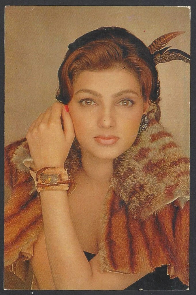 AOP India Bollywood vintage postcard MAMTA KULKARNI