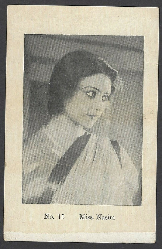 India Bollywood plain back 1930s postcard Miss Nasim (Banu)