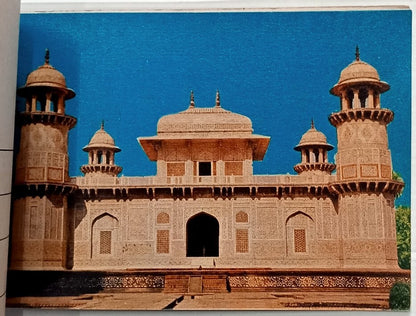 AOP India SARNATH vintage tourist booklet of 10 postcards