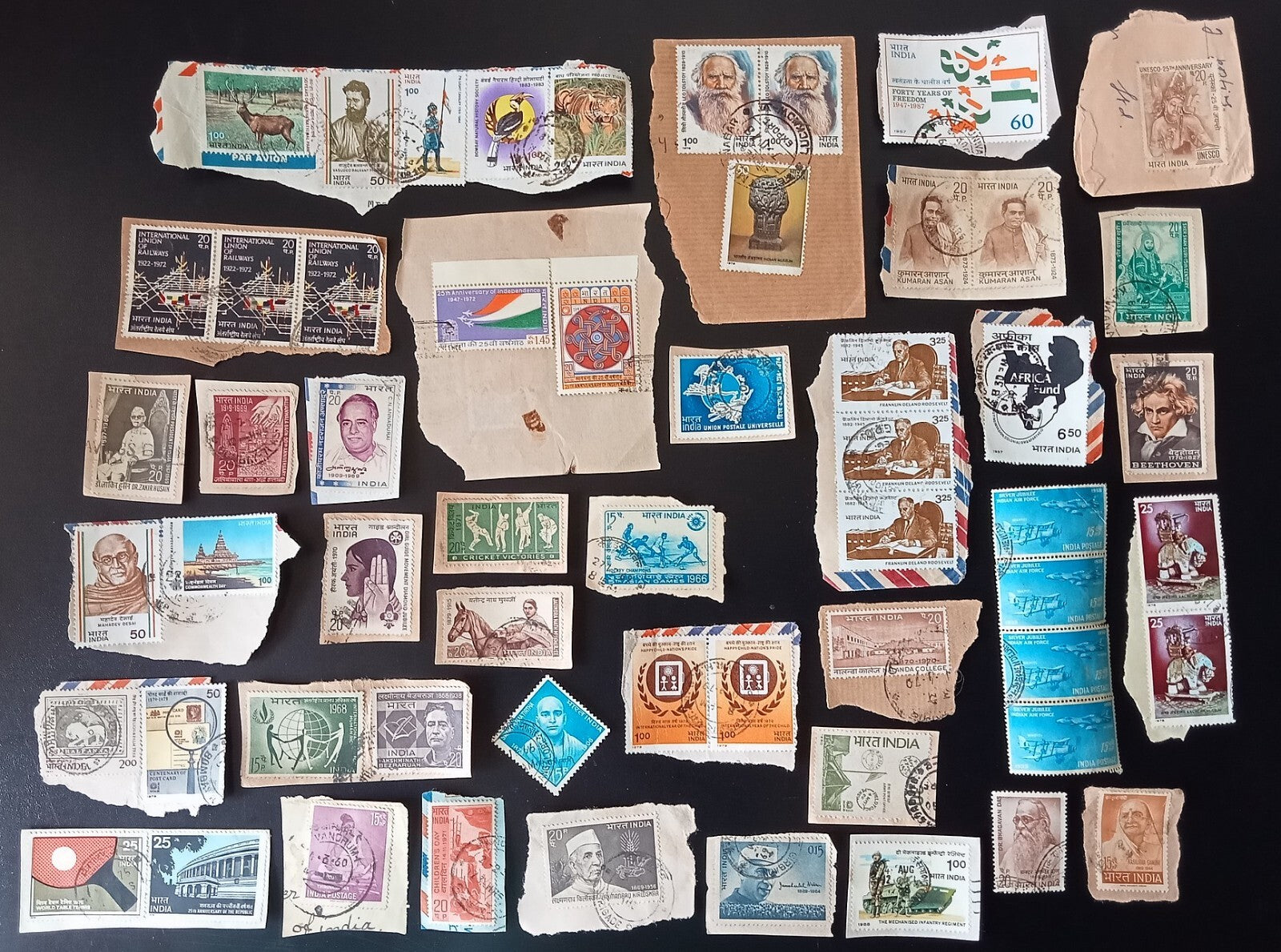 India unpicked on paper commemorative mix (200)