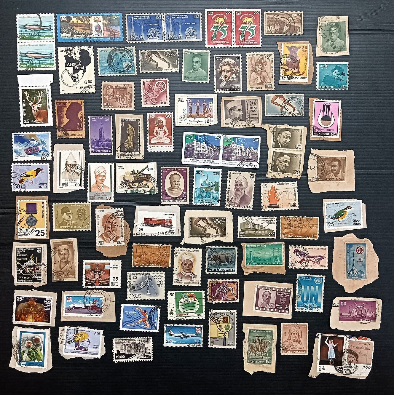 India unpicked on paper commemorative mix (100)