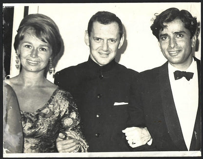 (AOP) India Shashi Kapoor, Jennifer Kendal & Tony Randall press photo 16x21cm
