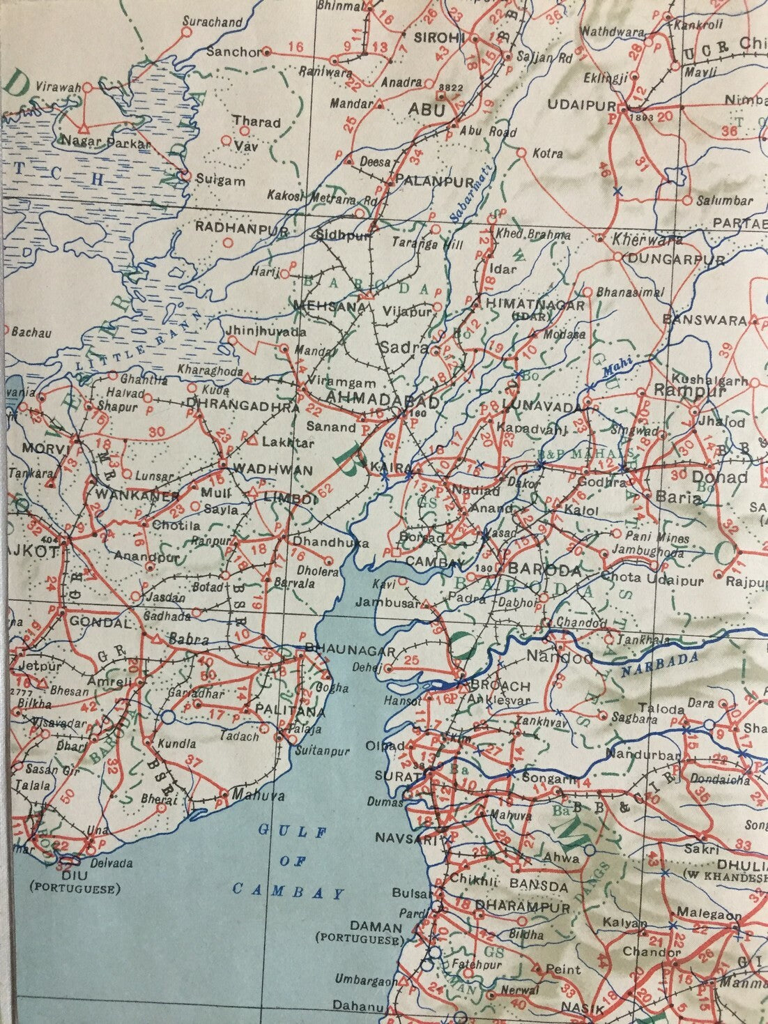 1945 ROAD MAP OF INDIA cloth backed folding map 32x43 inches