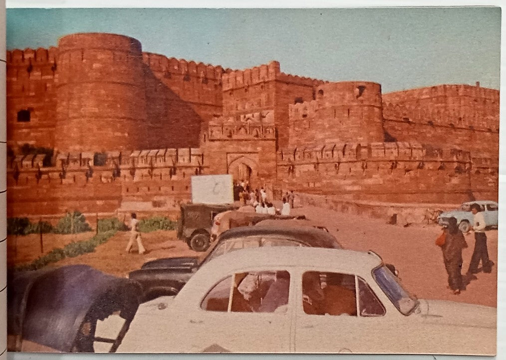 AOP India SARNATH vintage tourist booklet of 10 postcards