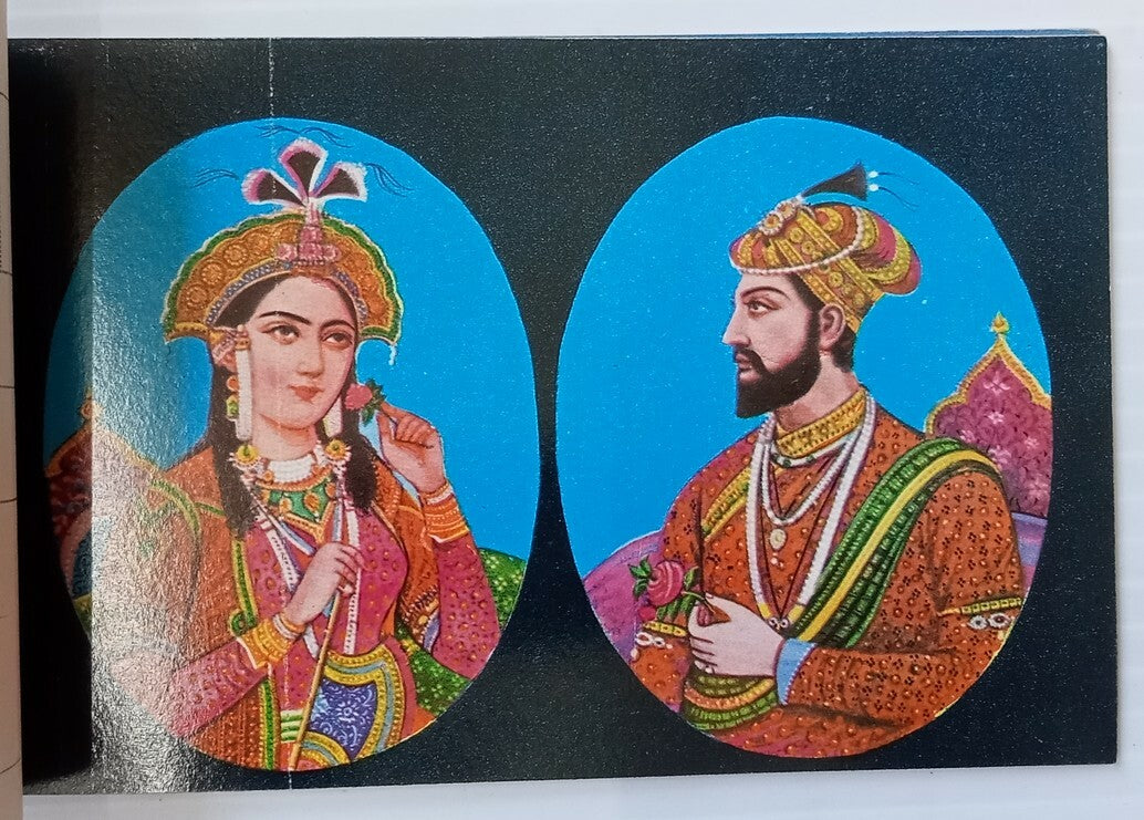 AOP India Tourist booklet of 18 postcards