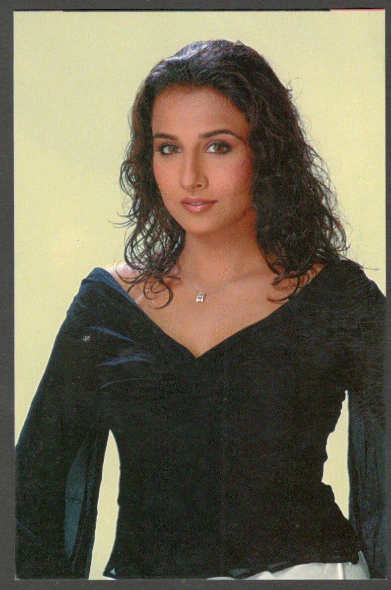AOP India Bollywood postcard VIDYA BALAN