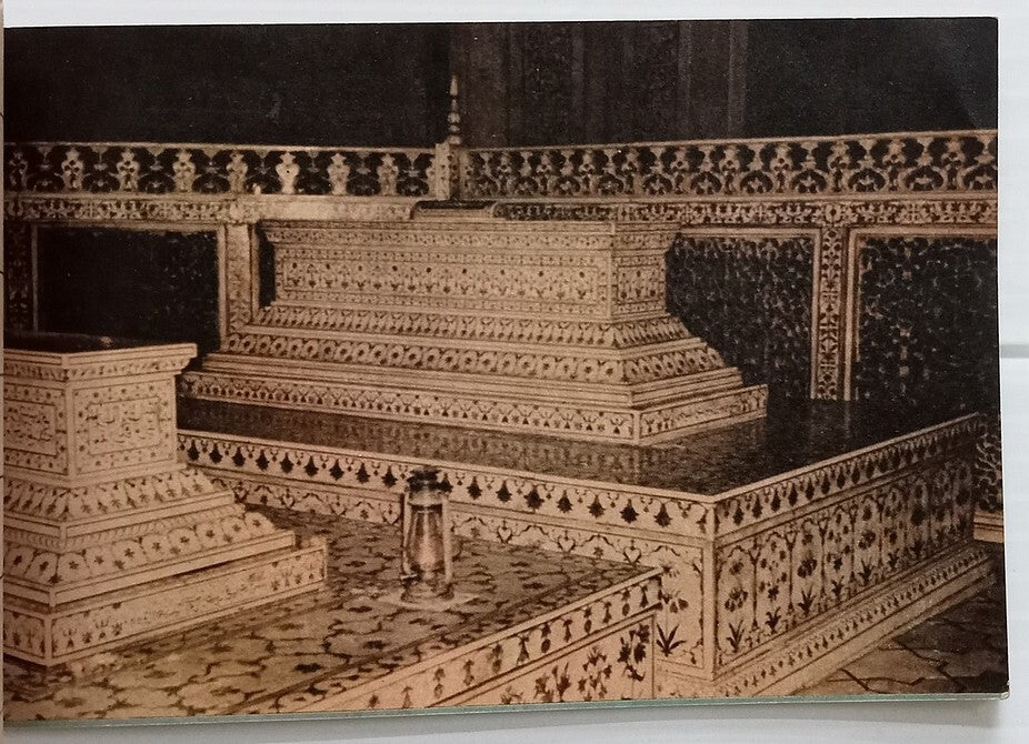 AOP India AGRA vintage booklet of 10 postcards 