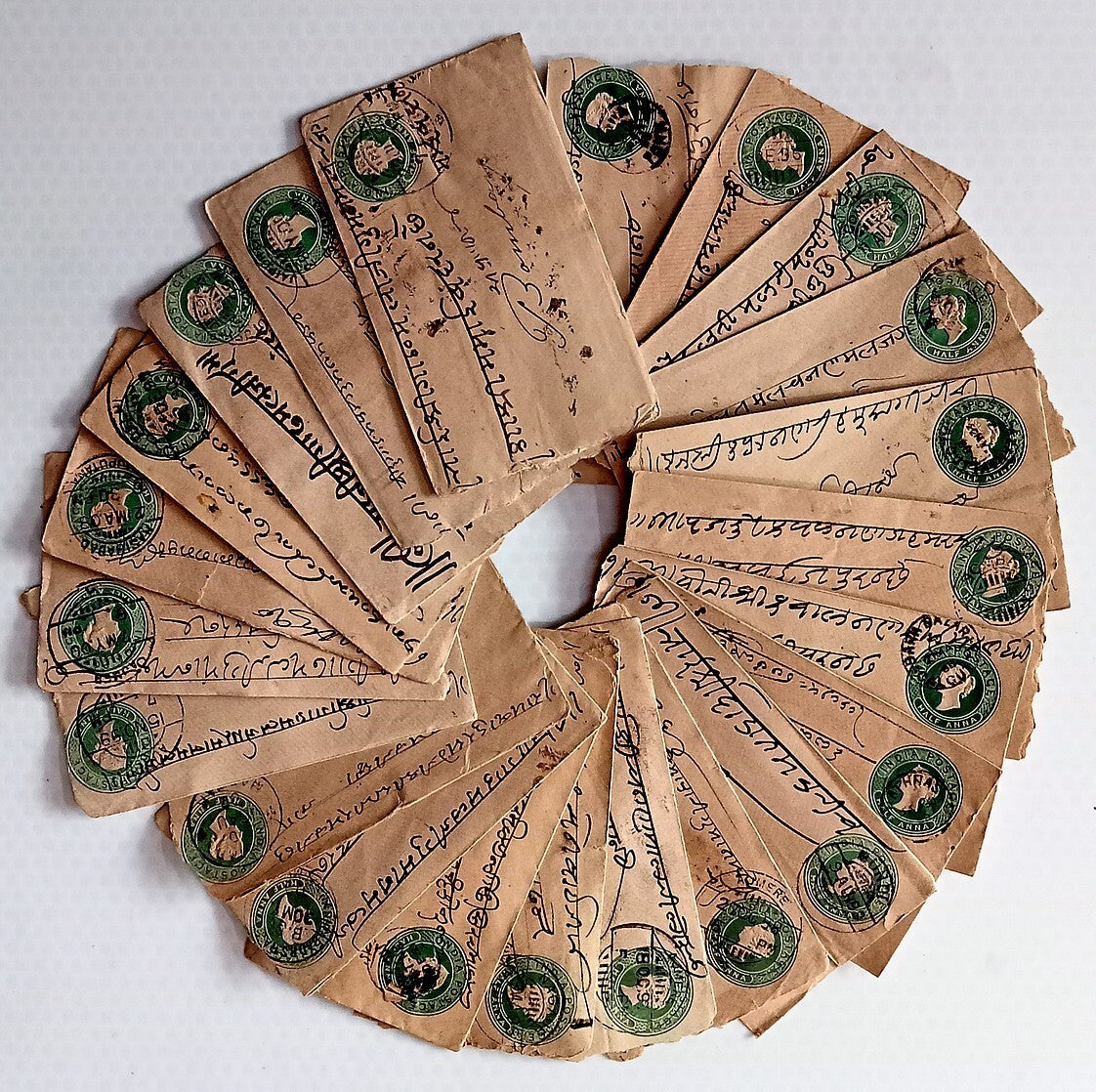 AOP India QV 1/2a green envelopes x 100 selected for condition WHOLESALE