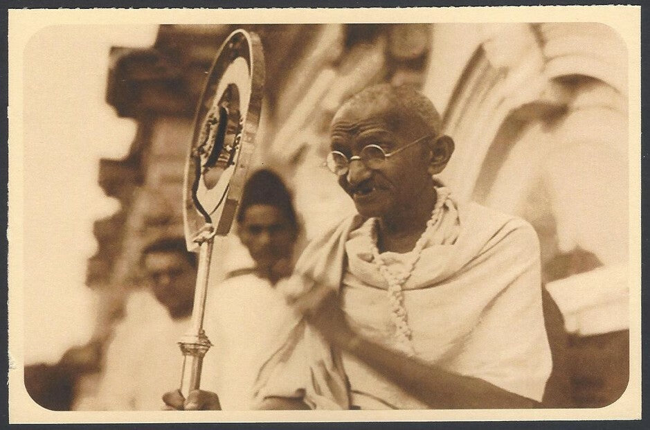AOP India full back pictorial 50p Gandhi postal card GANDHI on the mike 