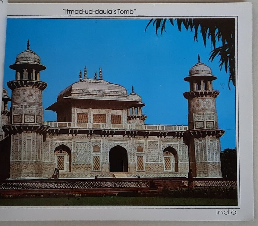 India Agra and Fatehpur Sikri booklet of 12 postcards 