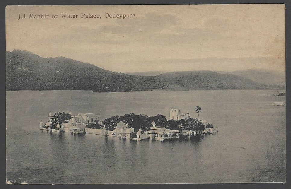 India Jul Mandir or Water Palace, Oodeypore vintage postcard