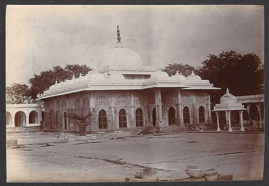 India vintage 1890’s photo Mausoleum 10cm x 15cm