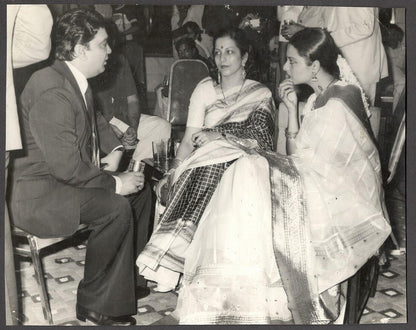 India Bollywood press photo REKHA 6" 8"