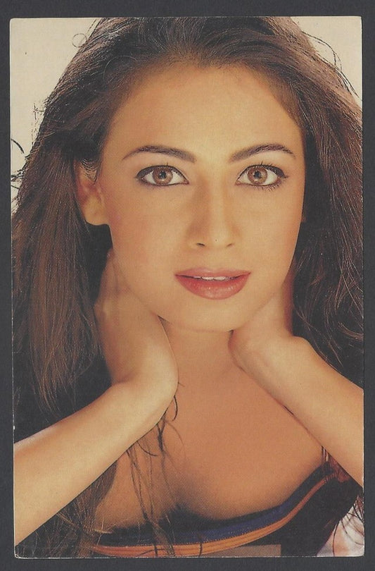 AOP India Bollywood  DIA MIRZA vintage postcard