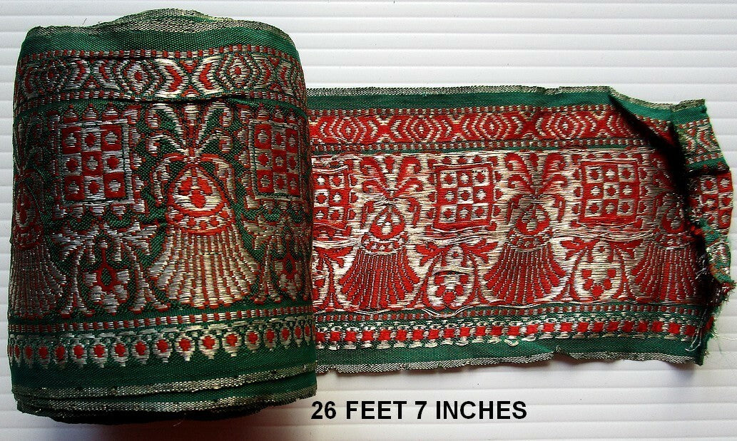 India Banarasi woven border / trim with zari (metallic) threads 3 3/4 in x 26 ft