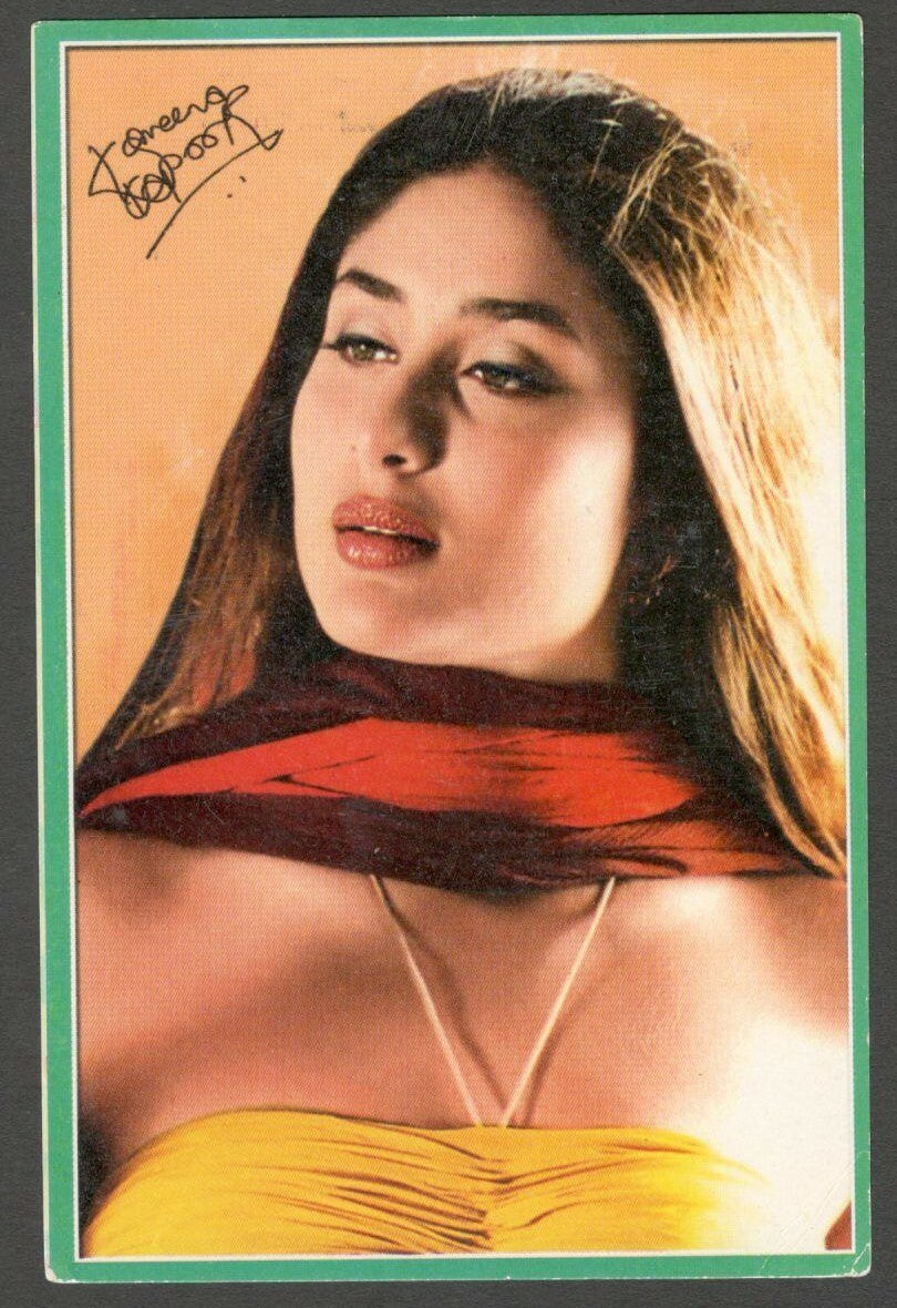 AOP India Bollywood postcard KAREENA KAPOOR