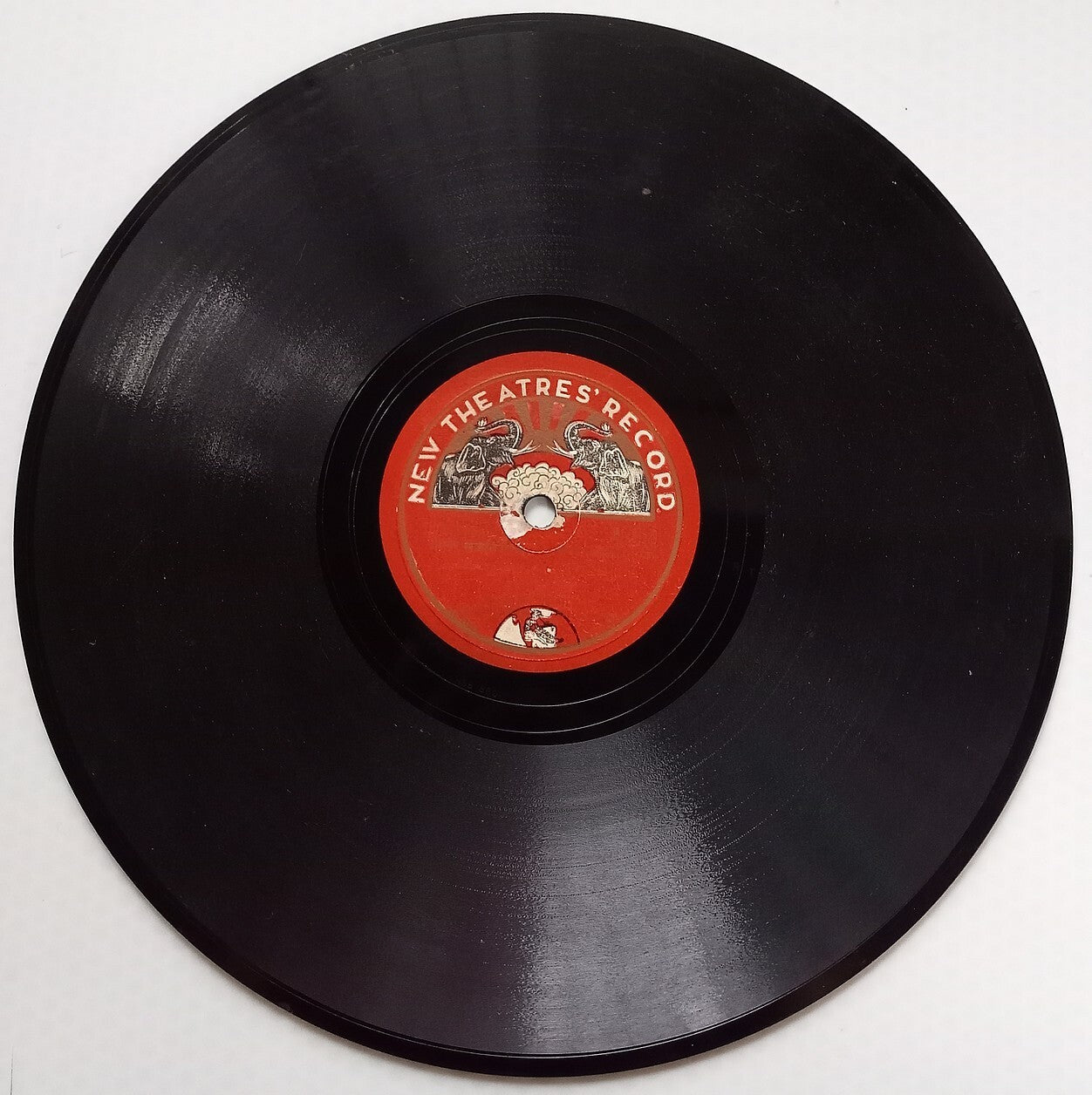 India New Theatres' Record 78rpm Hindi Songs : Uma & Saigal