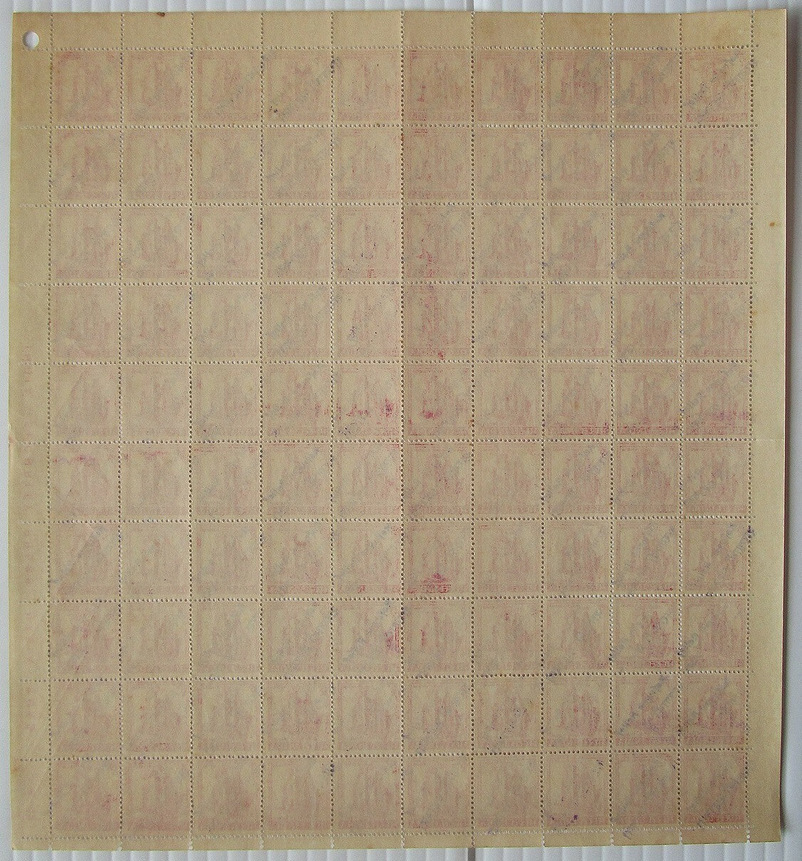 India 1971 Refugee Relief local overprints on 5p cerise sheet of 100 MNH