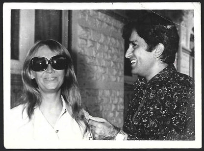 (AOP) India Shashi & Jennifer Kendal press photo 12x16.5cm